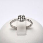 Anello Fiore Centrale di Diamanti e sul Gambo 0.32ct Giorgio Visconti