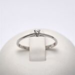 Anello Solitario con Diamante 0.05ct Giorgio Visconti