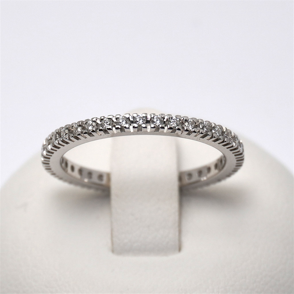 15-gioielli-donna-anello-veretta-diamanti-oro-bianco-giorgio-visconti-prezzo-gioielleria-bari-ab-preziosi-balzano-AB16937B.jpg Anello in Oro Girodito Completo di Diamanti 0.37ct Giorgio Visconti - immagine 1