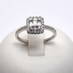 Anello Forma Rettangolare di Diamanti Taglio Brillante e Baguette Giorgio Visconti