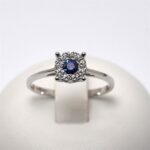 Anello Oro Zaffiro Blu  0.18ct con Fiore di Diamanti 0.16ct Giorgio Visconti