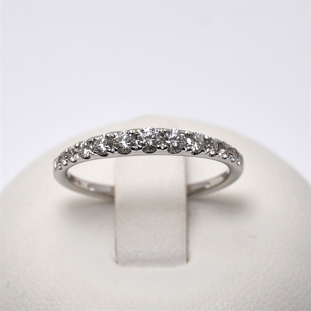 7-veretta-diamanti-oro-bianco-prezzo-ab-preziosi-balzano-giorgio-visconti-offerta-ABX16550.jpg Anello in Oro Veretta di Diamanti Degradé 0.37ct Giorgio Visconti - immagine 1