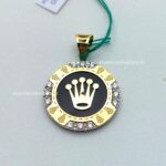 Ciondolo Tondo Simbolo Rolex Oro Giallo 18kt e Zirconi Uomo